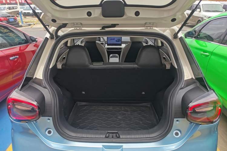 Used Dongfeng NAMMI 01 2024 430 Max Smart+ Trunk