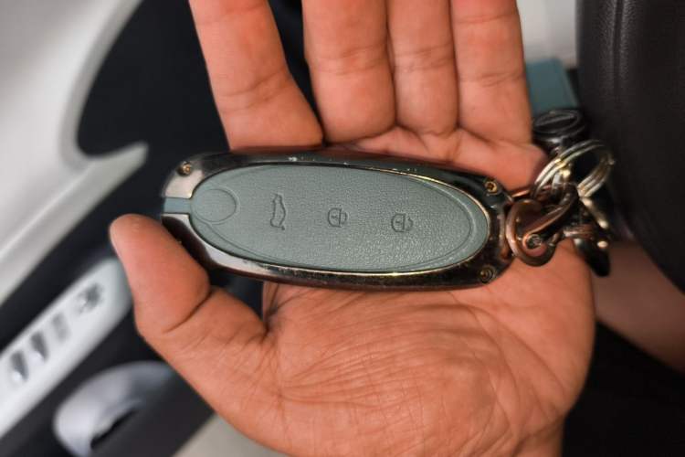 Used Dongfeng NAMMI 01 2024 New Edition 330 Air Vehicle Key