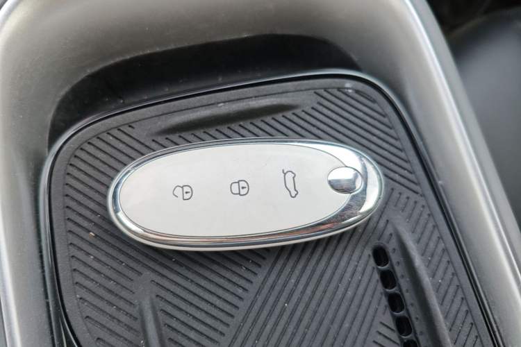 Used Dongfeng NAMMI 01 2024 430 Plus Smart+ Vehicle Key