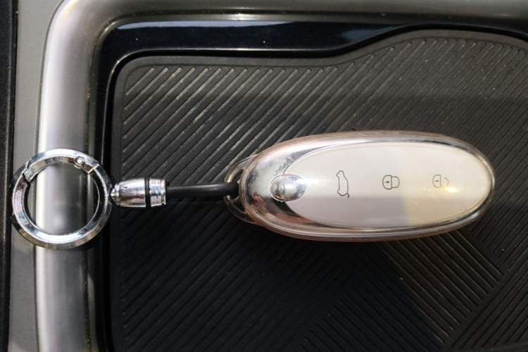Used Dongfeng NAMMI 01 2024 New Edition 330 Air Vehicle Key