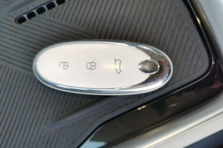 Used Dongfeng NAMMI 01 2024 430 Plus Smart+ Vehicle Key