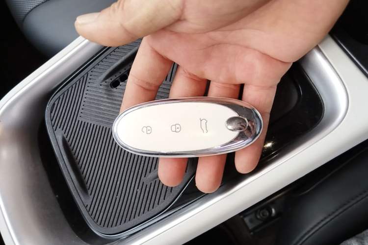 Used Dongfeng NAMMI 01 2024 430 Plus Smart+ Vehicle Key