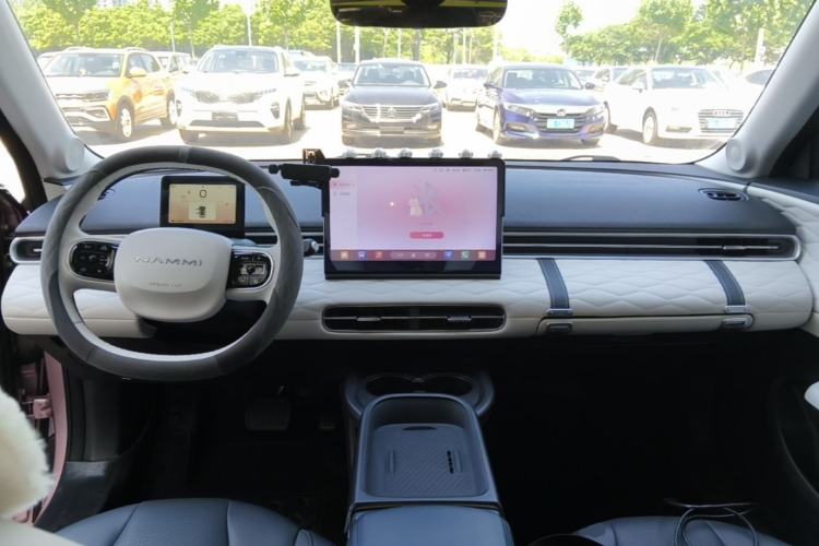 Used Dongfeng NAMMI 01 2024 New Edition 330 Plus Smart+ Center Console