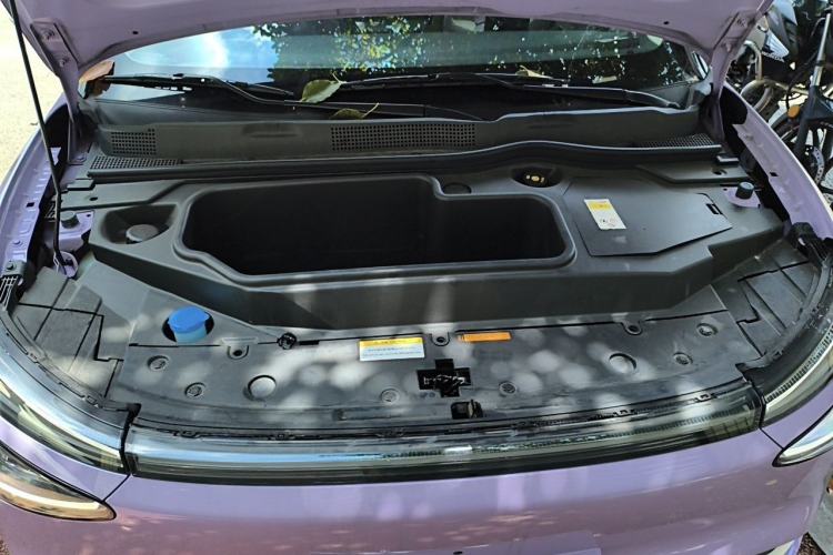 Used Dongfeng NAMMI 01 2024 New Edition 330 Plus Smart+ Engine Bay
