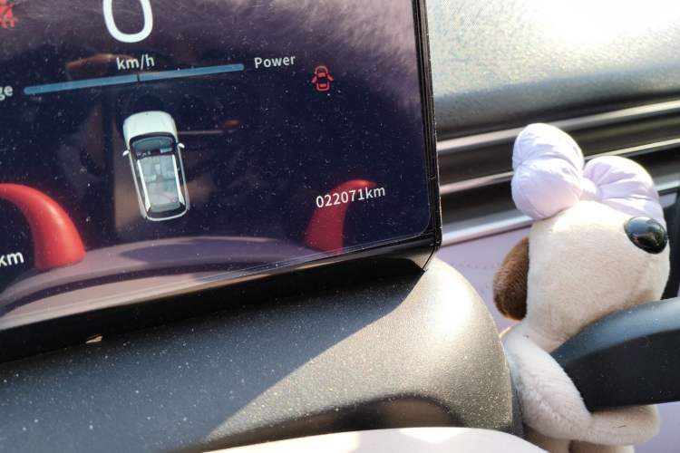 Used Dongfeng NAMMI 01 2024 New Edition 330 Plus Smart+ Odometer Close Up