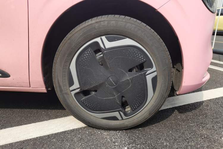 Used Dongfeng NAMMI 01 2024 330 Plus Smart+ Right Front Wheel Hub