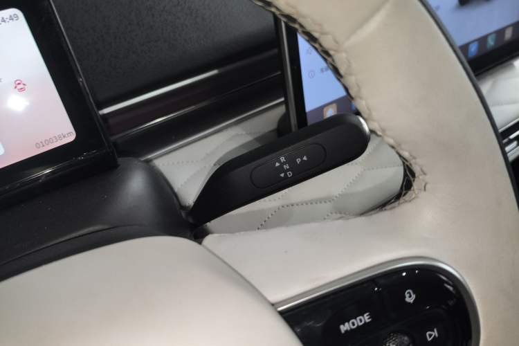 Used Dongfeng NAMMI 01 2024 New Edition 430 Plus Smart+ Gear Lever