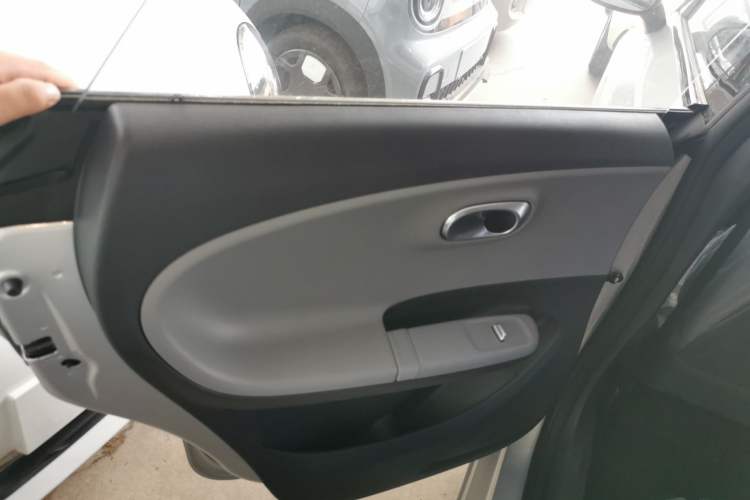 Used Dongfeng NAMMI 01 2024 New Edition 330 Air Interior 8