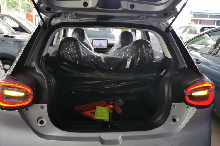 Used Dongfeng NAMMI 01 2024 New Edition 330 Air Trunk
