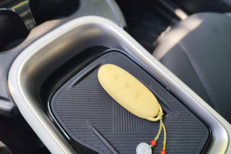 Used Dongfeng NAMMI 01 2024 New Edition 330 Plus Smart+ Vehicle Key