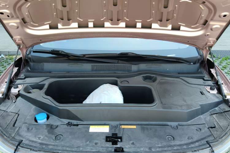 Used Dongfeng NAMMI 01 2024 New Edition 330 Plus Smart+ Engine Bay