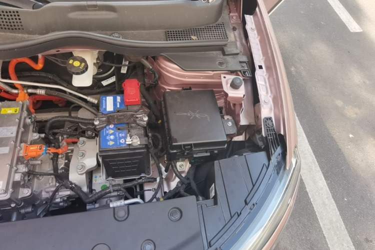 Used Dongfeng NAMMI 01 2024 New Edition 330 Plus Smart+ Engine Bay Left