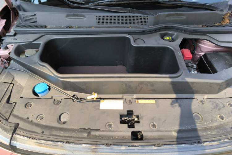 Used Dongfeng NAMMI 01 2024 New Edition 330 Plus Smart+ Engine Bay