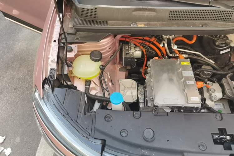 Used Dongfeng NAMMI 01 2024 New Edition 330 Plus Smart+ Engine Bay Right