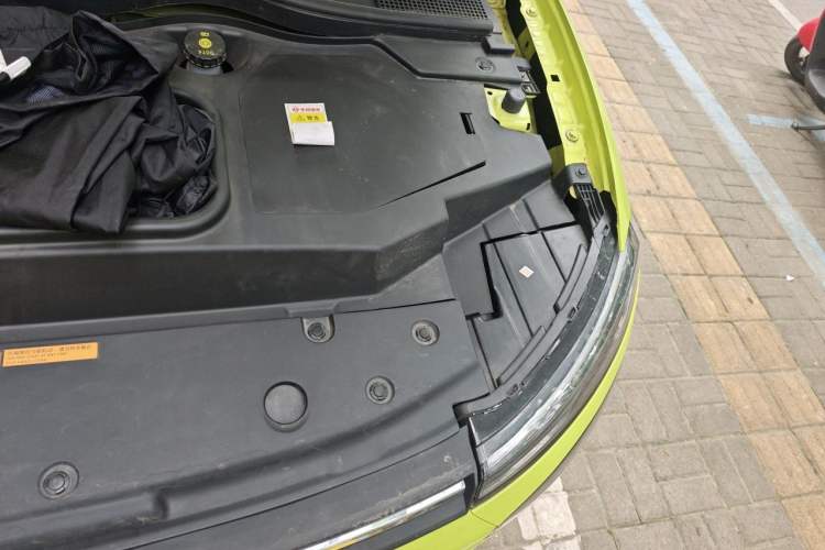Used Dongfeng NAMMI 01 2024 330 Air Engine Bay Left