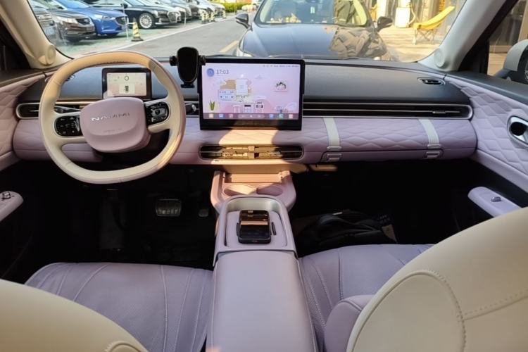Used Dongfeng NAMMI 01 2024 New Edition 430 Plus Smart+ Center Console