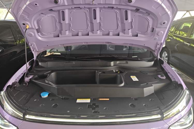 Used Dongfeng NAMMI 01 2024 New Edition 330 Plus Smart+ Engine Bay