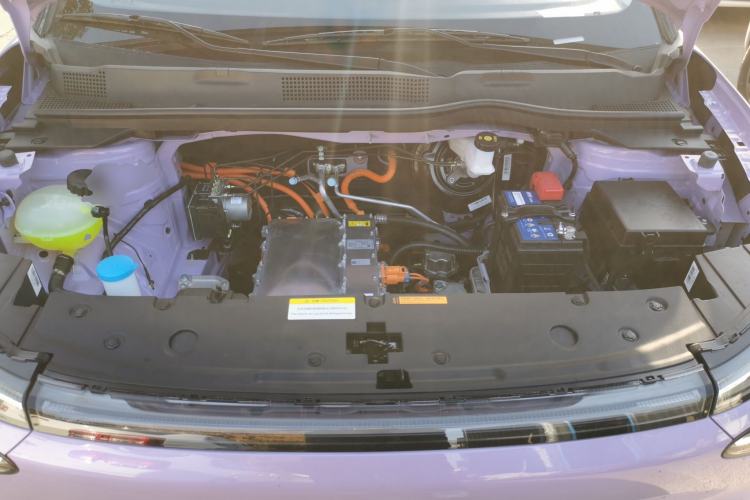 Used Dongfeng NAMMI 01 2024 New Edition 330 Plus Smart+ Engine Bay