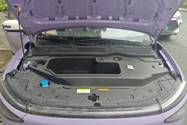 Used Dongfeng NAMMI 01 2024 330 Plus Engine Bay