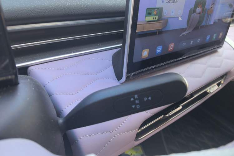 Used Dongfeng NAMMI 01 2024 330 Plus Smart+ Gear Lever