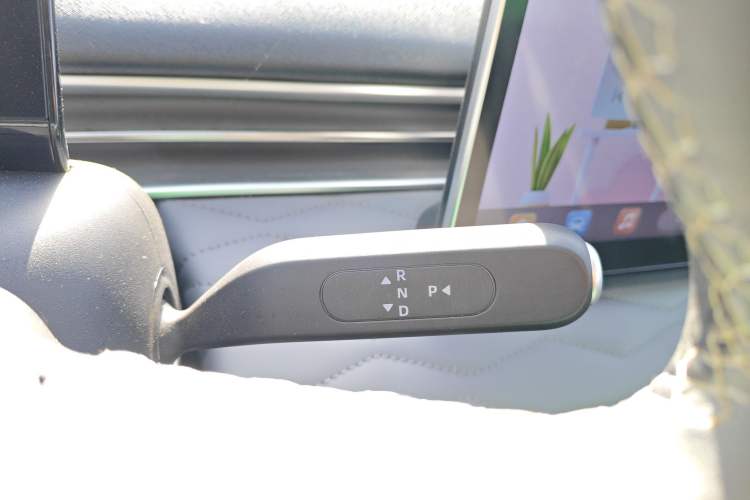 Used Dongfeng NAMMI 01 2024 Co-Creation Edition – Co-Creation WE Version Gear Lever