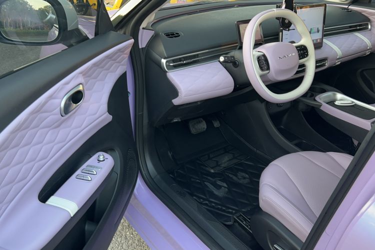 Used Dongfeng NAMMI 01 2024 430 Plus Smart+ Interior 1