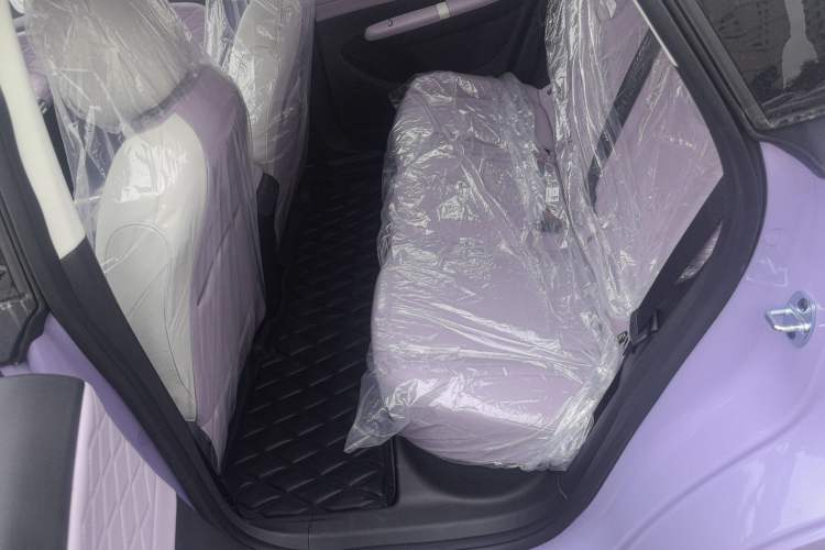 Used Dongfeng NAMMI 01 2024 New Edition 330 Plus Smart+ Interior 1