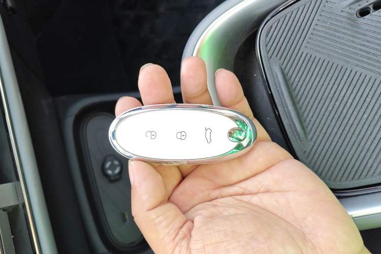 Used Dongfeng NAMMI 01 2024 Co-Creation Edition – Co-Creation WE Version Interior 1