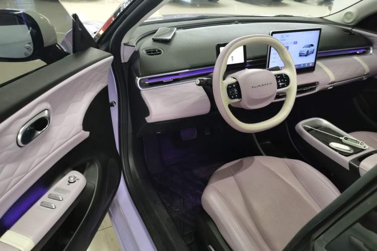 Used Dongfeng NAMMI 01 2024 New Edition 430 Plus Smart+ Interior 3