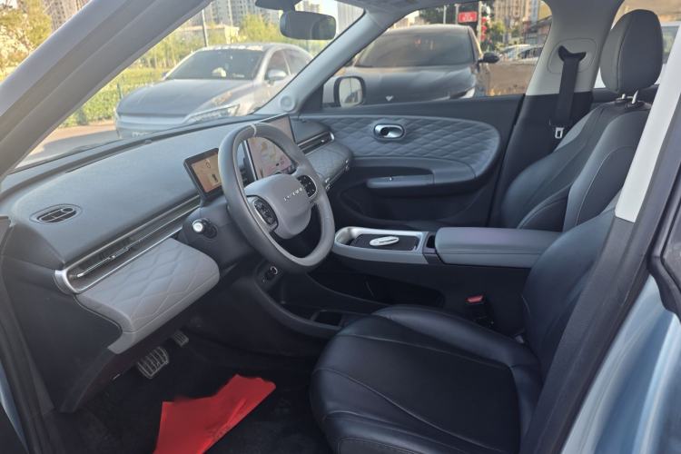 Used Dongfeng NAMMI 01 2024 430 Plus Smart+ Interior 3