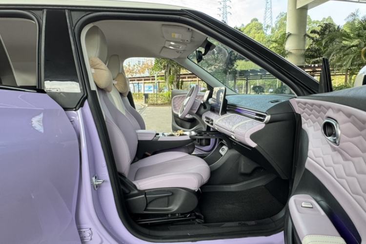 Used Dongfeng NAMMI 01 2024 New Edition 330 Plus Smart+ Interior 9