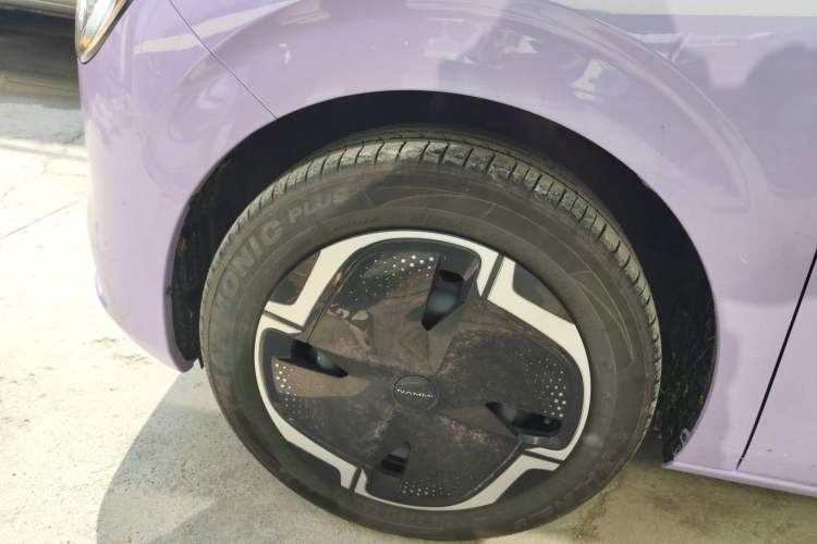 Used Dongfeng NAMMI 01 2024 New Edition 330 Plus Smart+ Left Front Wheel Hub
