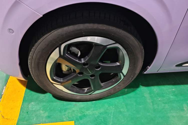 Used Dongfeng NAMMI 01 2024 New Edition 430 Max Smart+ Left Front Wheel Hub