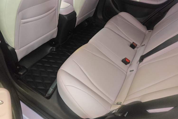 Used Dongfeng NAMMI 01 2024 New Edition 430 Plus Smart+ Left Rear Seat