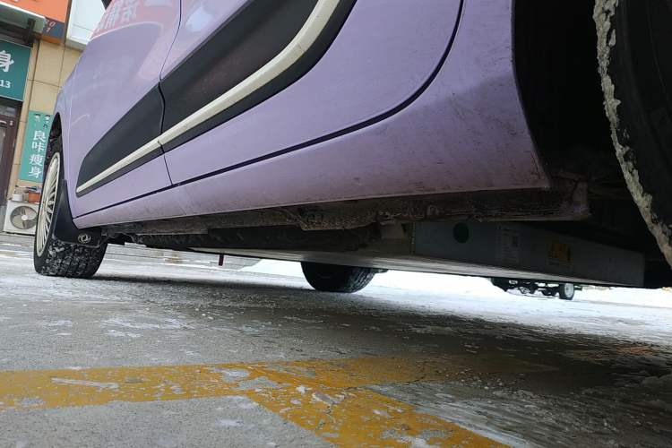 Used Dongfeng NAMMI 01 2024 New Edition 330 Plus Smart+ Left Side Sill