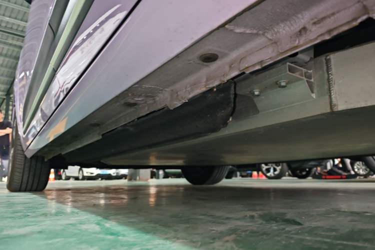 Used Dongfeng NAMMI 01 2024 New Edition 430 Max Smart+ Left Side Sill