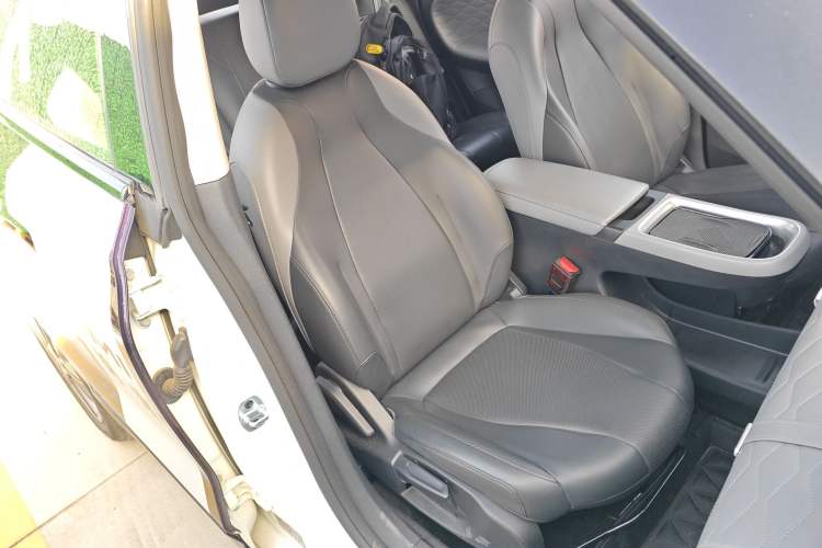 Used Dongfeng NAMMI 01 2024 Co-Creation Edition – Co-Creation WE Version Right Front Seat