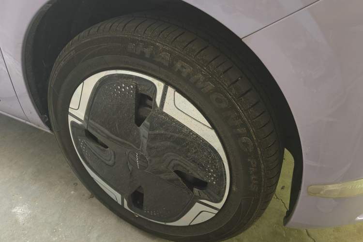 Used Dongfeng NAMMI 01 2024 New Edition 330 Plus Smart+ Right Front Wheel Hub