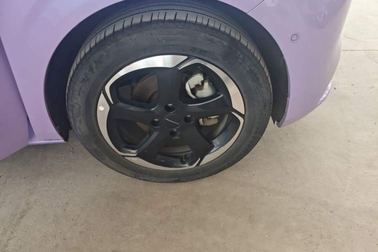 Used Dongfeng NAMMI 01 2024 New Edition 430 Max Smart+ Right Front Wheel Hub