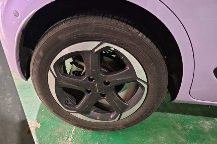 Used Dongfeng NAMMI 01 2024 New Edition 430 Max Smart+ Right Rear Wheel Hub