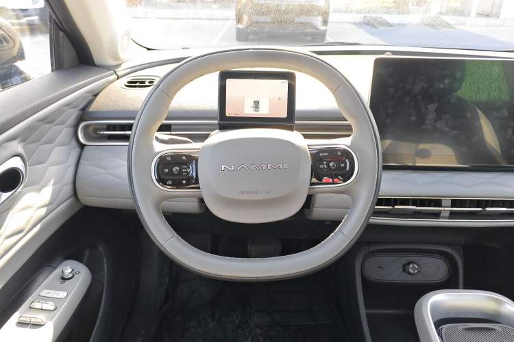 Used Dongfeng NAMMI 01 2024 Co-Creation Edition – Co-Creation WE Version Steering Wheel