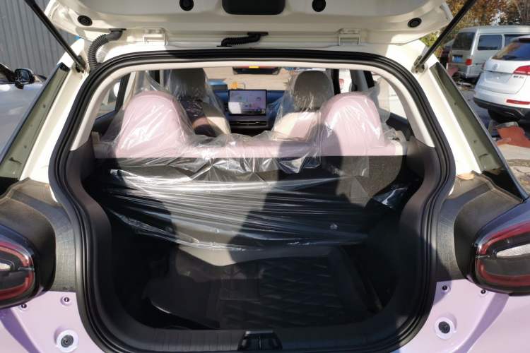Used Dongfeng NAMMI 01 2024 New Edition 330 Plus Smart+ Trunk