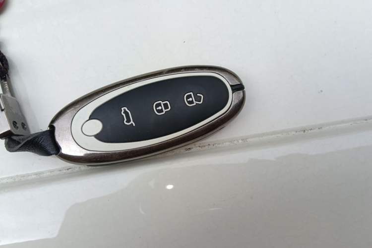 Used Dongfeng NAMMI 01 2024 New Edition 430 Plus Smart+ Vehicle Key