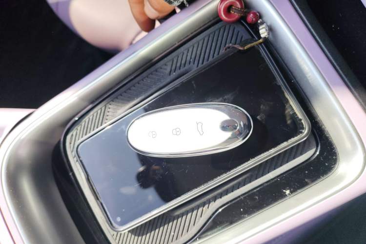 Used Dongfeng NAMMI 01 2024 New Edition 330 Plus Smart+ Vehicle Key