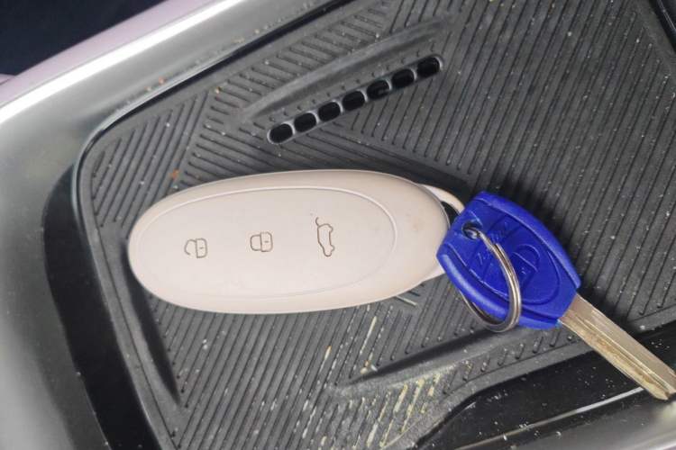 Used Dongfeng NAMMI 01 2024 330 Plus Vehicle Key