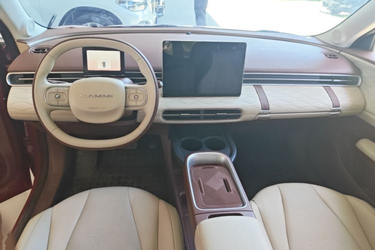 Used Dongfeng NAMMI 01 2024 New Edition 430 Plus Smart+ Center Console