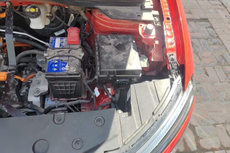 Used Dongfeng NAMMI 01 2024 330 Plus Engine Bay Left