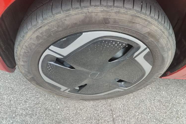 Used Dongfeng NAMMI 01 2024 New Edition 330 Plus Smart+ Left Front Wheel Hub