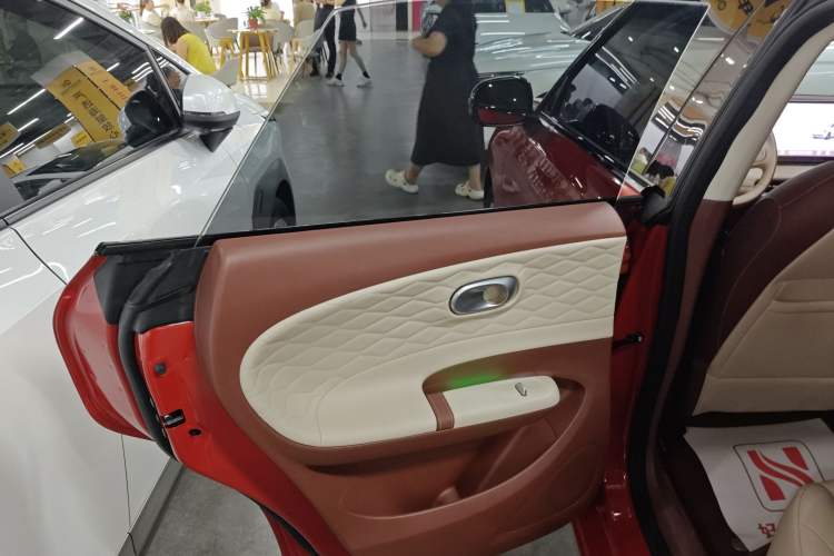 Used Dongfeng NAMMI 01 2024 New Edition 430 Plus Smart+ Left Rear Door Interior