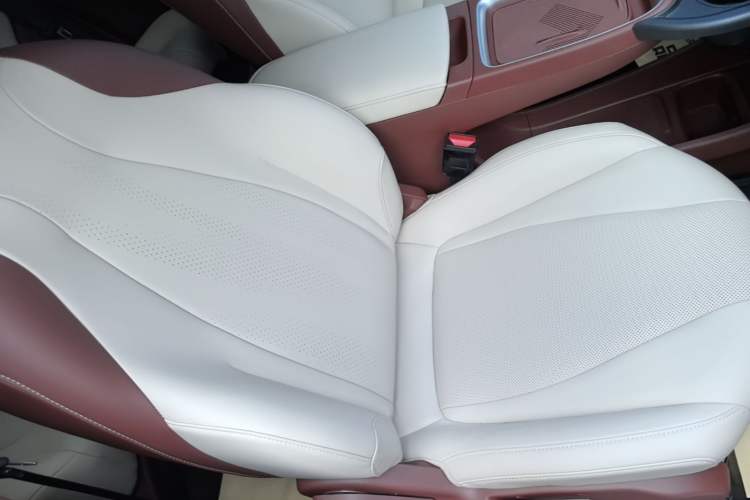 Used Dongfeng NAMMI 01 2024 New Edition 430 Plus Smart+ Right Front Seat